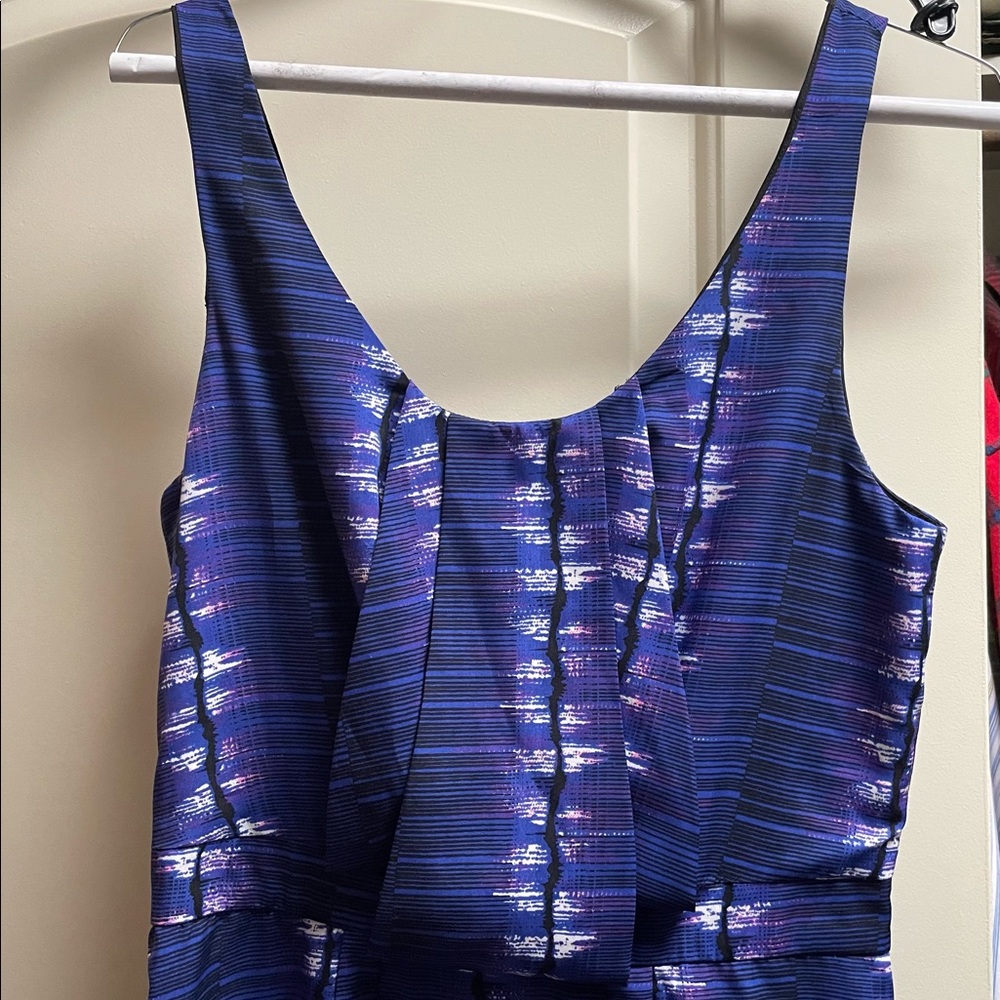 Banded sleeveless dress